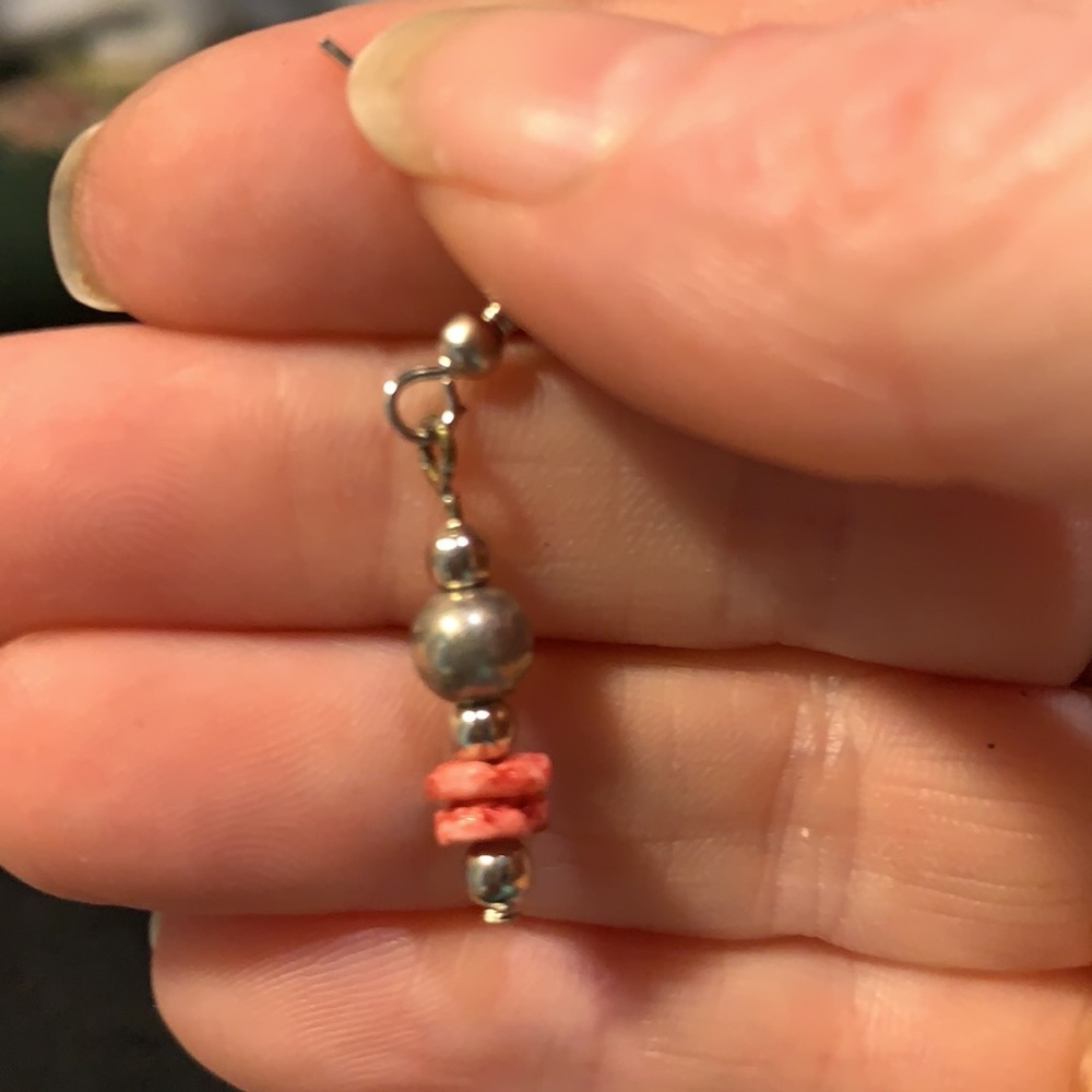 Coral and silver dangling earrings - Picture 2 of 2